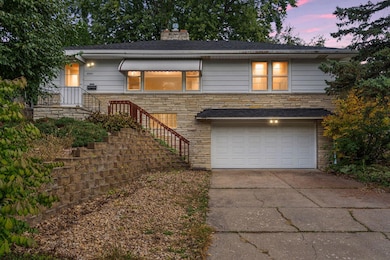 3530 Beard Ave N, Robbinsdale, MN 55422 - photo 2