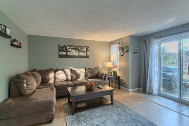 10 W Hill Dr unit C, Westminster, MA 01473 - photo 4