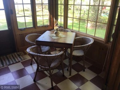 10  Mile Lake Cabin in Hackensack For Sale. Sun Ro