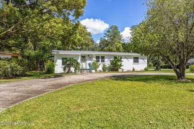 2581 Hirsch Ave, Jacksonville, FL 32216 - photo 2