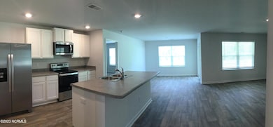 601 Draymore Dr NE, Leland, NC 28451 - photo 3