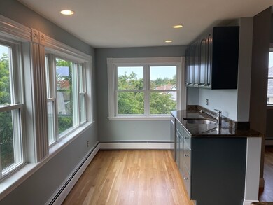 82 Munroe St unit 13, Somerville, MA 02143 - photo 4