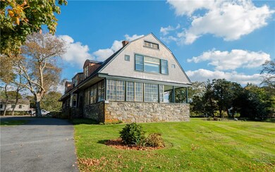 438 Wolcott Ave unit 7, Middletown, RI 02842 - photo 2