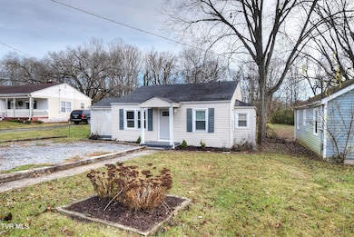 805 E Maple St, Johnson City, TN 37601 - photo 2