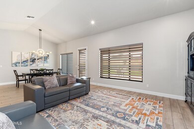 5707 Killen Loop - Photo 15 - Great Room