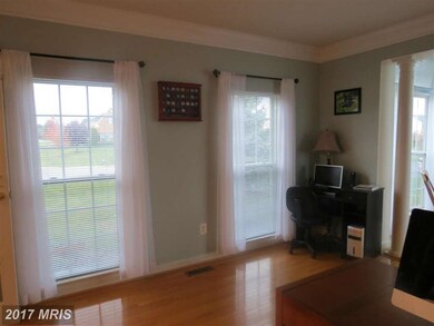 19352 Paradise Manor Dr, Hagerstown, MD 21742 - photo 5