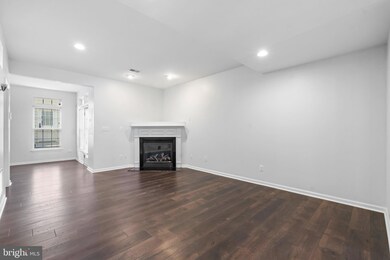 16602 Barge Cir, Woodbridge, VA 22191 - photo 7