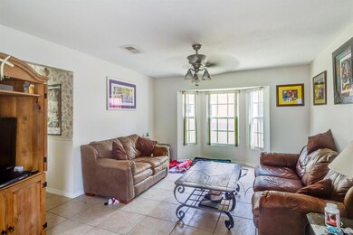 1372 Sweet William Ln, West Palm Beach, FL 33415 - photo 2