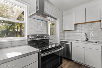 2511 Lake Shore Blvd, Jacksonville, FL 32210 - photo 2