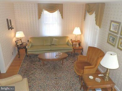 714 Roseland Ave, Jenkintown, PA 19046 - photo 4
