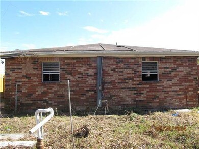 Photo. Exterior Back