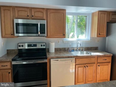 2194 E Village Rd, Southampton, PA 18966 - photo 7