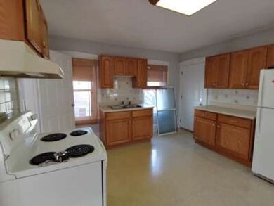 18 Wilson St unit 2, Natick, MA 01760 - photo 2