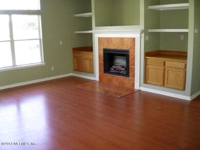 10865 Lydia Estates Dr, Jacksonville, FL 32218 - photo 5