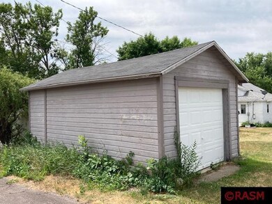 404 N Jefferson St, New Ulm, MN 56073 - photo 3