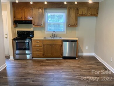 408 Millsaps Rd, Statesville, NC 28625 - photo 2