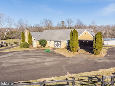 70 Whitemud Crossing Ln, Castleton, VA 22716 - photo 7