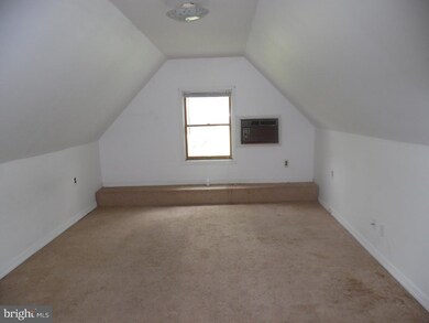 616 Princeton Ave, Maple Shade, NJ 08052 - photo 6