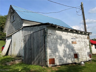 8336 Sprucevale Rd, Rogers, OH 44455 - photo 7