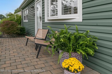 13 Fir Pl Hazlet NJ 07730 USA-large-005-
