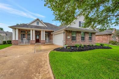4508 Lakefront Terrace Dr, Pearland, TX 77584 - photo 2