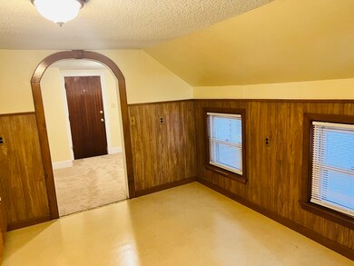 87 Noble St 2 Right unit 2R, Westfield, MA 01085 - photo 6