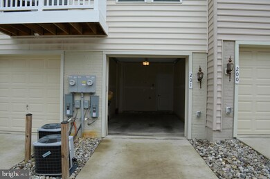 910 Hall Station Dr unit 201, Bowie, MD 20721 - photo 5