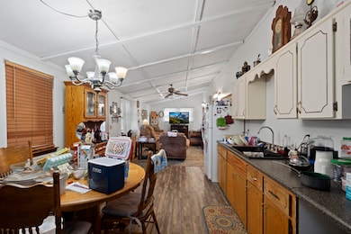 886 Hart Cir, Noel, MO 64854 - photo 4