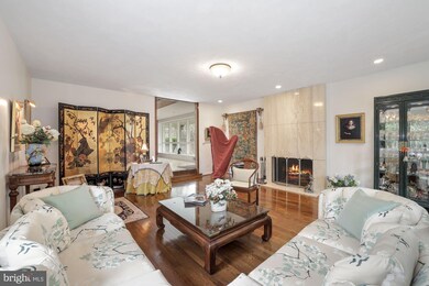 920 Swinks Mill Rd, McLean, VA 22102 - photo 7