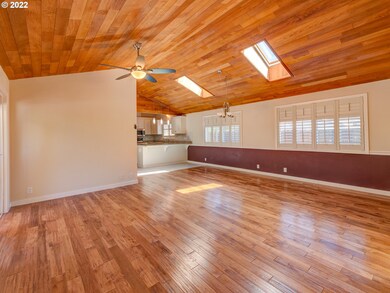 1275 Oakway Rd, Eugene, OR 97401 - photo 3