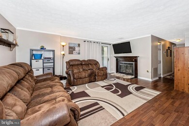 811 Stratford Way unit C, Frederick, MD 21701 - photo 4