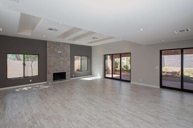 2502_E_Montebello_06
