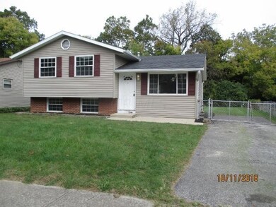 1704 Creekside Dr, Columbus, OH 43223 - photo 3