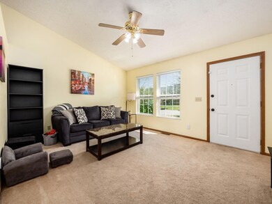 1512 Berkhard Dr, Columbus, OH 43223 - photo 2