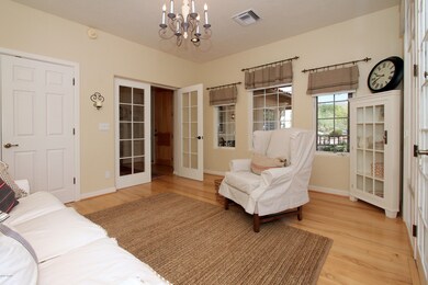 Parlor/Dining