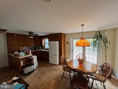 100 Center Ave, Morgantown, PA 19543 - photo 2