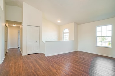 5708 Canal Bridge Dr, Canal Winchester, OH 43110 - photo 3