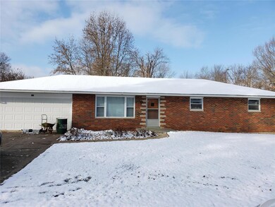 803 Valley Dr, Maryville, IL 62062 - photo 2