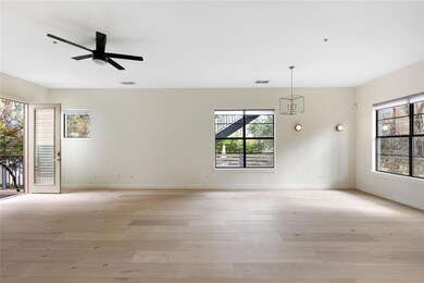 Unfurnished room with plenty of natural light, li