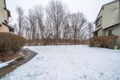 44 Spar Row CI S044, Hampton Twp., NJ 07860 - photo 3