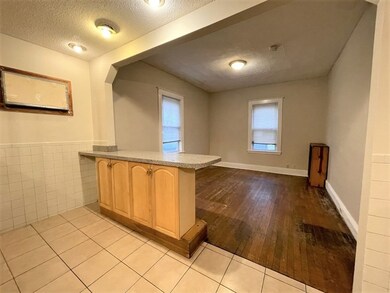 120 Boylston St unit 1, Malden, MA 02148 - photo 2