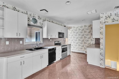 1 Oakleaf Ct, Huntington, NY 11743 - photo 5