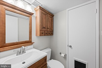 1785 Westwind Way unit 22, McLean, VA 22102 - photo 6