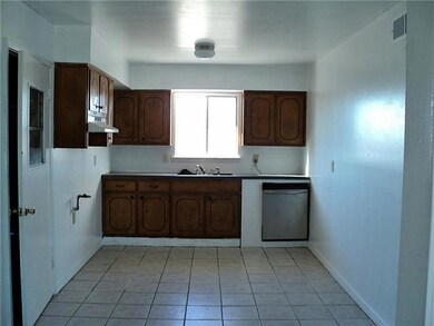 305 Mariana Cir, El Paso, TX 79915 - photo 5