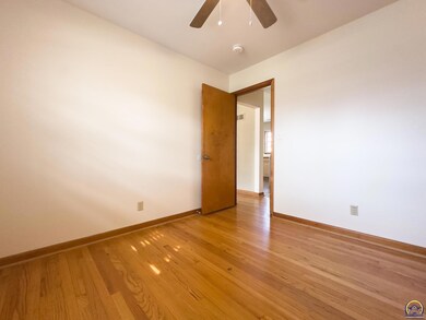 1520 Jarvis Dr, Manhattan, KS 66502 - photo 7