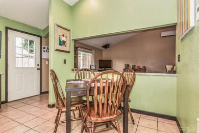 2508 SW Glacier Ave, Redmond, OR 97756 - photo 7