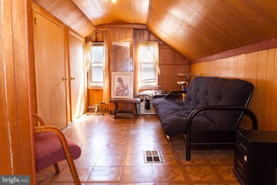 523 Beacon Ave, Camden, NJ 08105 - photo 4