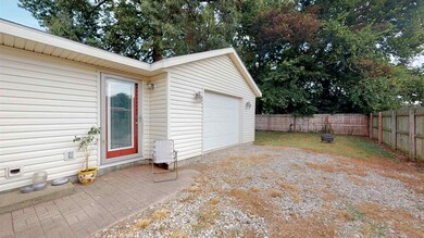 405 Filmore St, Newburgh, IN 47630 - photo 3