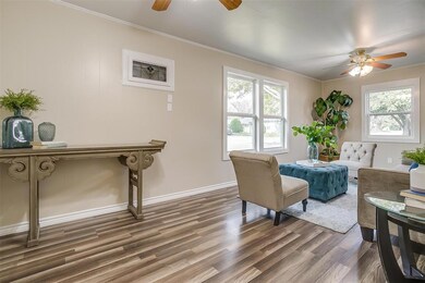 913 Turner St, Cleburne, TX 76033 - photo 7