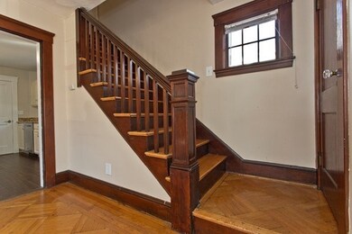 17 Myrtle Ave, Wakefield, MA 01880 - photo 2